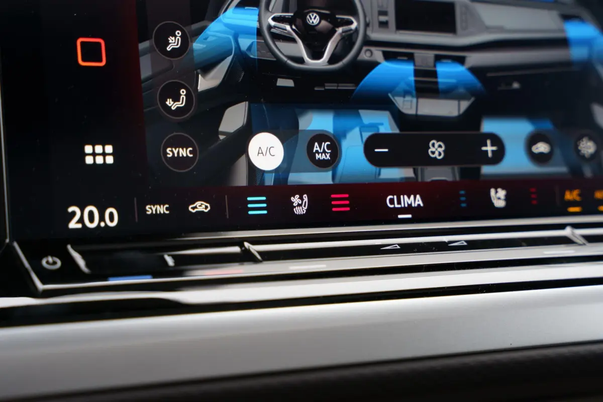 1.5 eHybrid 245pk L2 Bulli Edition | Panoramadak | Trekhaak | Leder | Harman Kardon | Adaptief Onderstel
