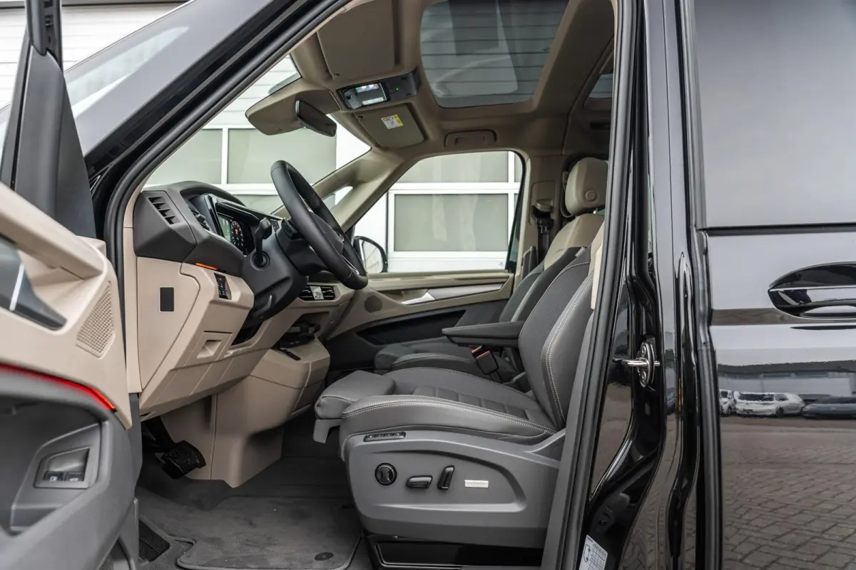 1.5 eHybrid 245pk L2 Bulli Edition | Panoramadak | Trekhaak | Leder | Harman Kardon | Adaptief Onderstel
