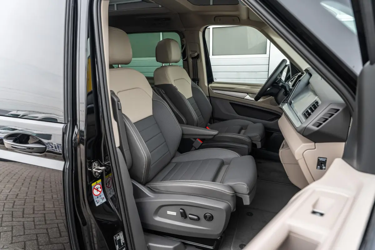 1.5 eHybrid 245pk L2 Bulli Edition | Panoramadak | Trekhaak | Leder | Harman Kardon | Adaptief Onderstel