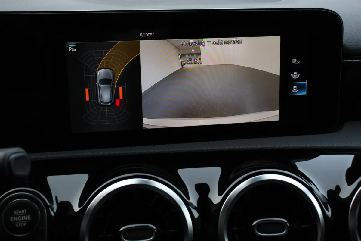 180 Progressive 7-DCT Navigatie Climate Control Virtual Cockpit Stoelverwarming 17" Lichtmetalen velgen Parkeer sensoren Cruise Control