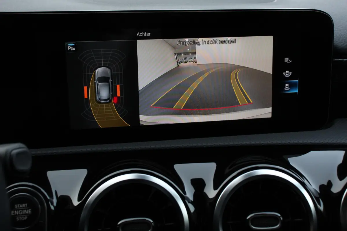 180 Progressive 7-DCT Navigatie Climate Control Virtual Cockpit Stoelverwarming 17" Lichtmetalen velgen Parkeer sensoren Cruise Control