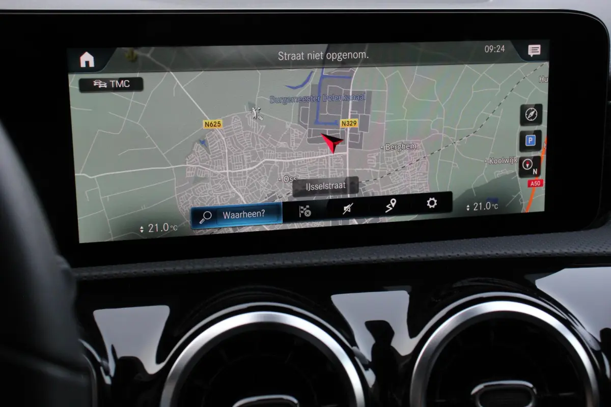 180 Progressive 7-DCT Navigatie Climate Control Virtual Cockpit Stoelverwarming 17" Lichtmetalen velgen Parkeer sensoren Cruise Control