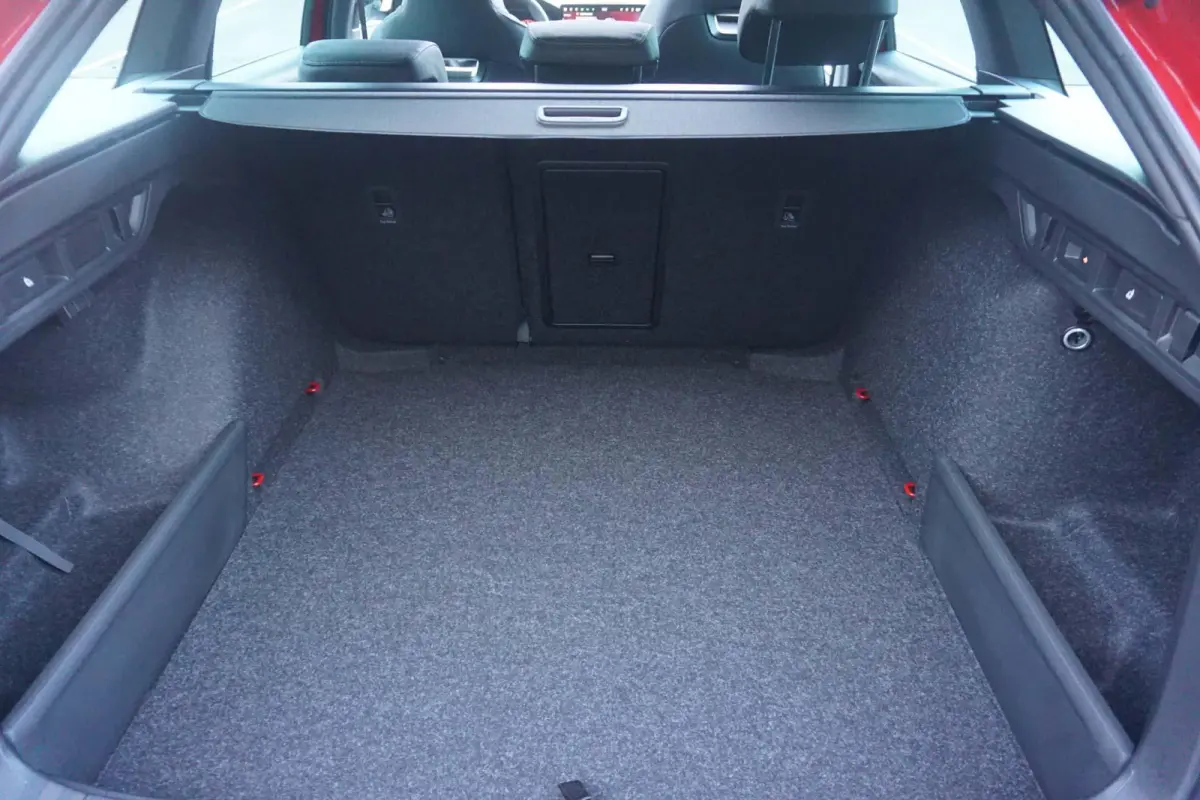 1.5 TSI 150pk DSG MHEV Business Edition Plus | Panoramadak | Black Pakket | Trekhaak