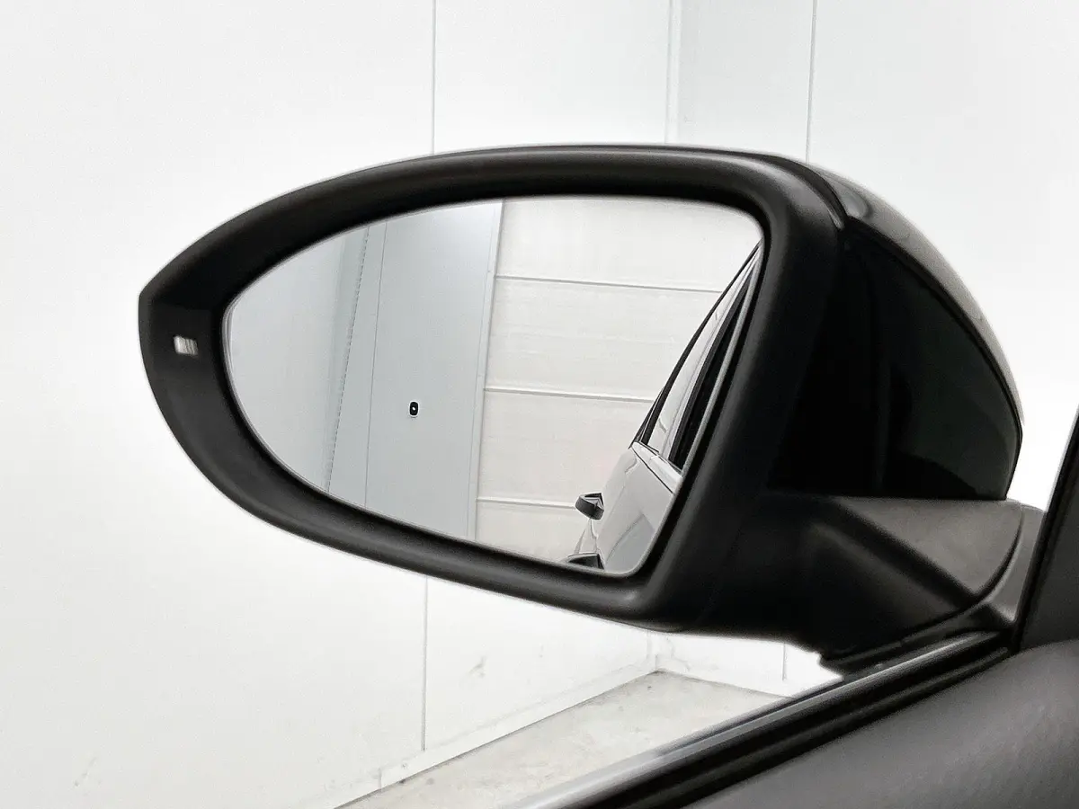 1.4 TSI ACT Connected Series | Achteruitrijcamera | Parkeersensoren | Stoelverwarming | Trekhaak |