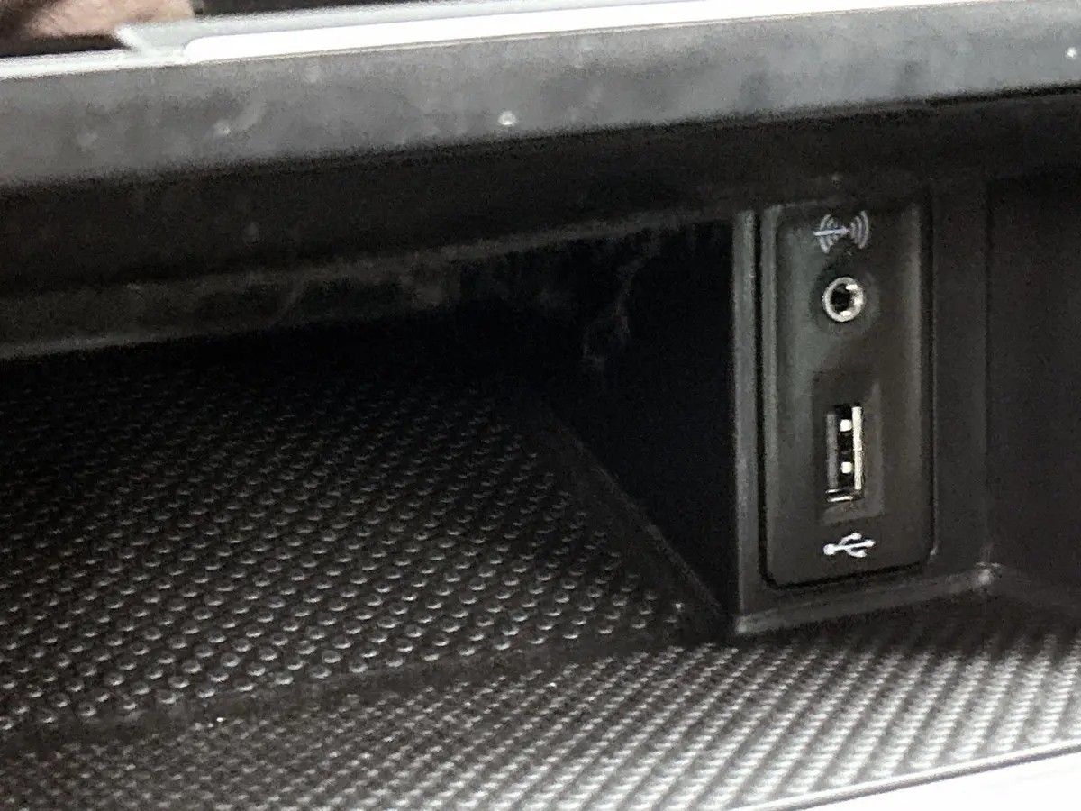 1.4 TSI ACT Connected Series | Achteruitrijcamera | Parkeersensoren | Stoelverwarming | Trekhaak |