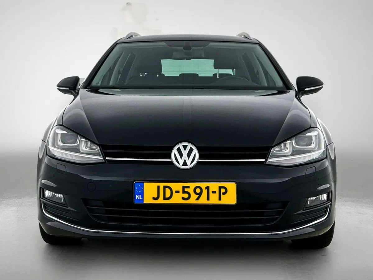 1.4 TSI ACT Connected Series | Achteruitrijcamera | Parkeersensoren | Stoelverwarming | Trekhaak |