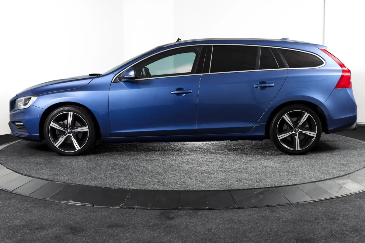 2.0 T4 190 PK Business Sport - Automaat Org. NL. | S/K-Dak | Adapt. Cruise | Stoelverw. | Afn. Trekhaak | PDC | Camera | NAV | ECC | LM 18" |