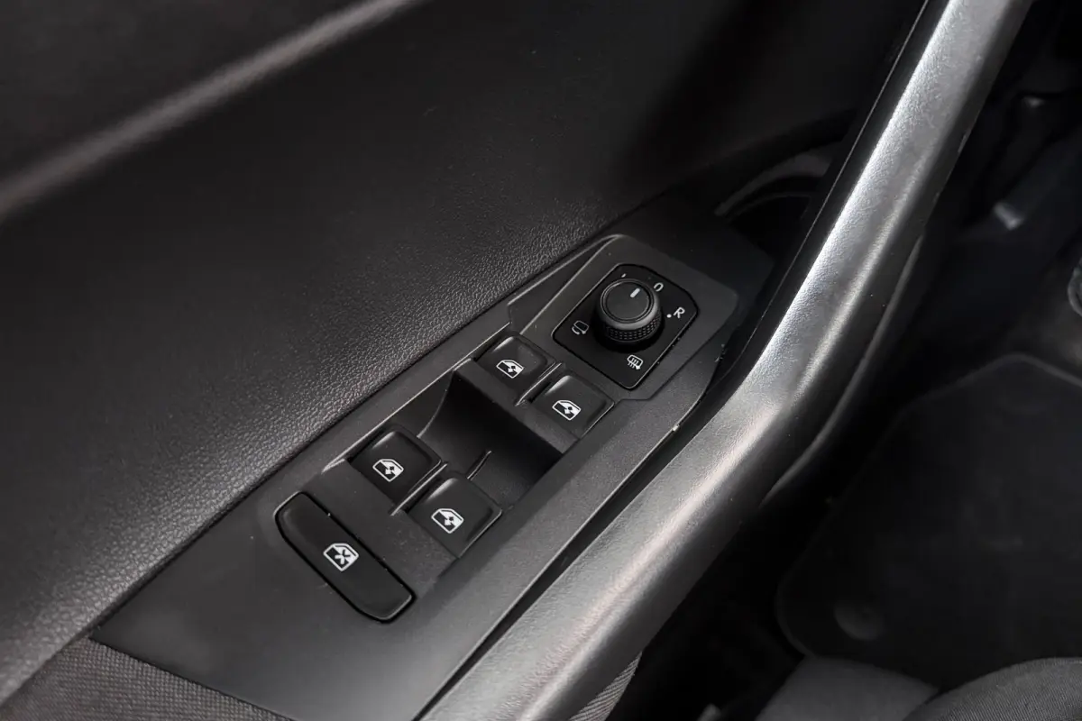 1.0 TSI 96 PK Aut. Business Carplay Navi Adapt.Cruise