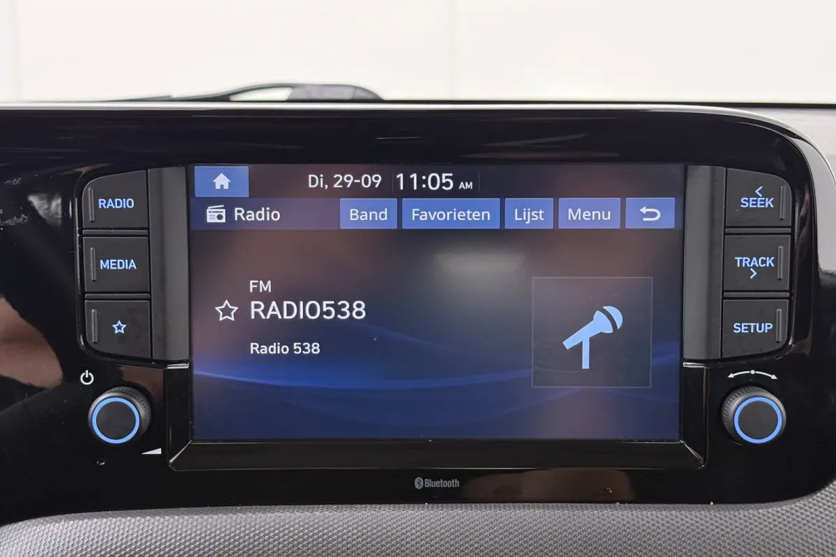 1.0 Business Carplay DAB Cruise LED