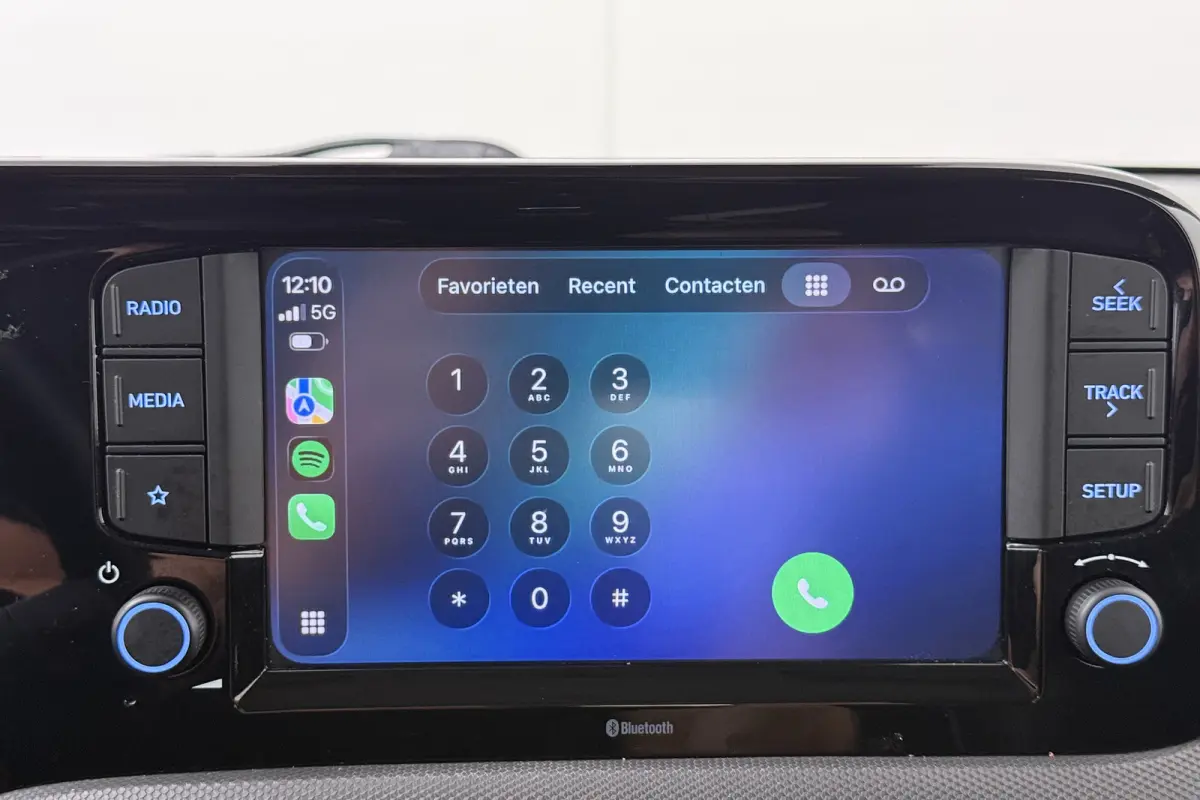 1.0 Business Carplay DAB Cruise LED