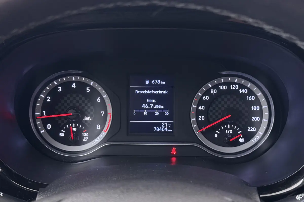 1.0 Business Carplay DAB Cruise LED