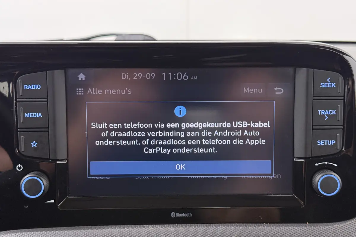 1.0 Business Carplay DAB Cruise LED