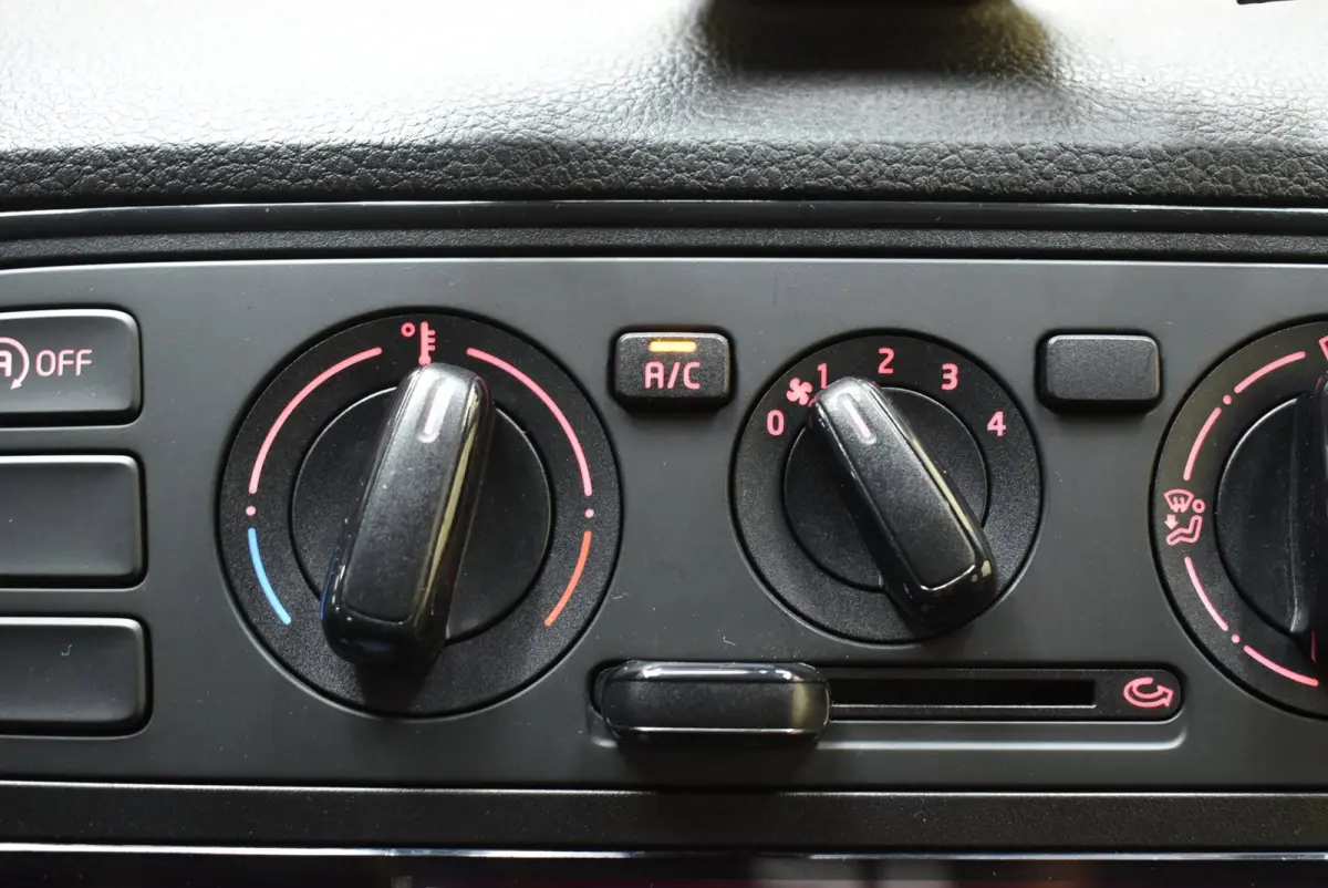 1.0 Style Intense 134dkm Airco Cruise Trekhaak 1e eig. Nwe APK