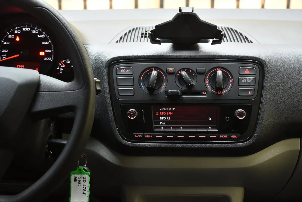 1.0 Style Intense 134dkm Airco Cruise Trekhaak 1e eig. Nwe APK
