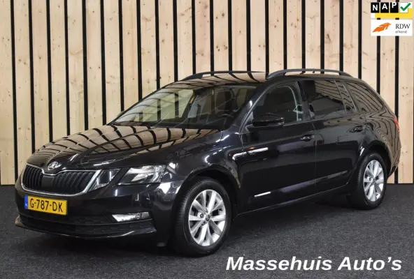 1.0 TSI Greentech Business Edition CarPlay Navi Cruise Clima LED PDC Nwe APK