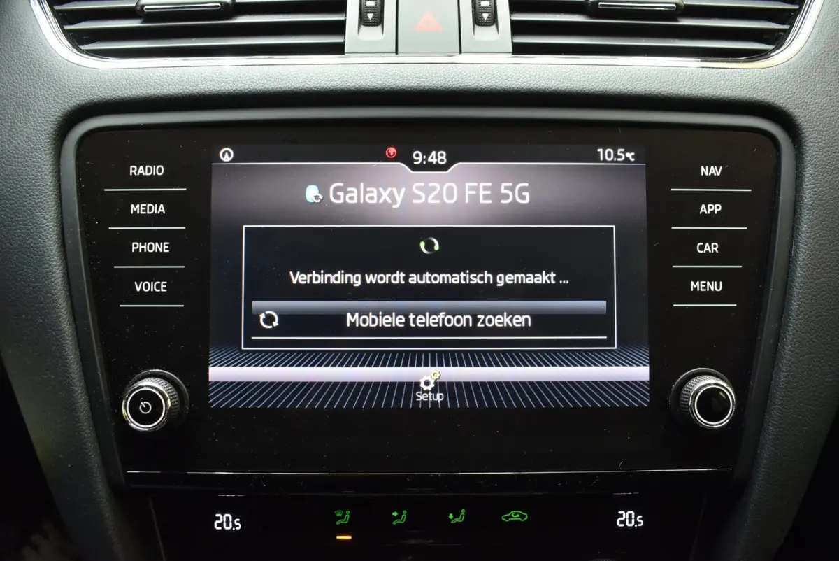 1.0 TSI Greentech Business Edition CarPlay Navi Cruise Clima LED PDC Nwe APK