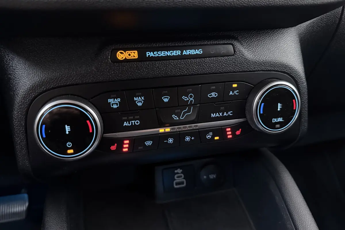 2.5 225 PK PHEV Titanium Trekhaak Camera Stuur+Stoelverw. DAB
