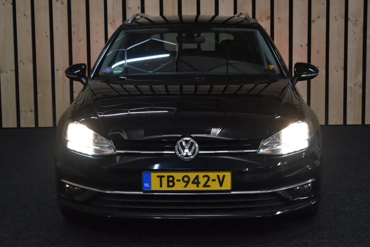 1.0 TSI Comfortline Business CarPlay Navi Clima Cruise 17" 2e eig. Nwe APK