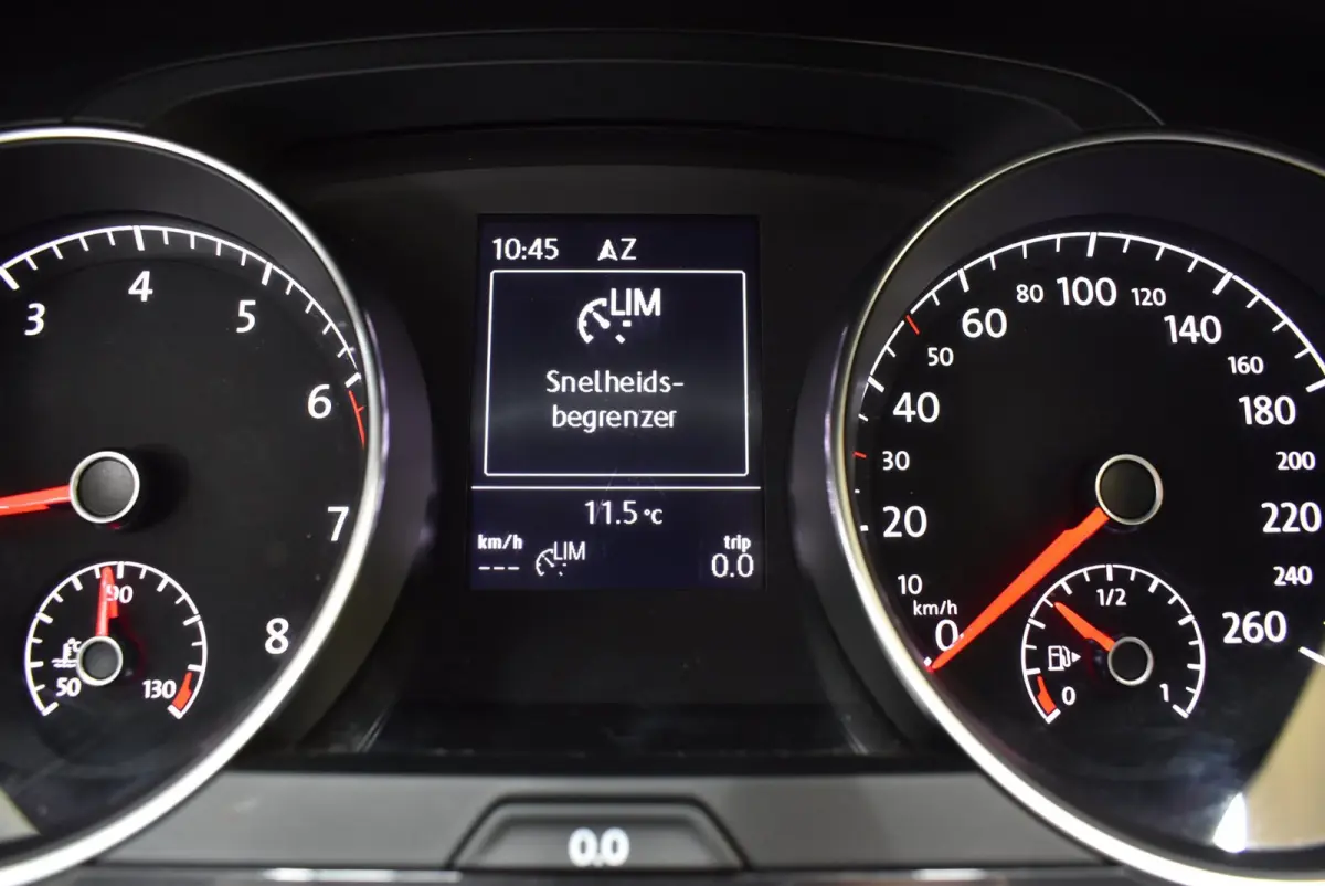 1.0 TSI Comfortline Business CarPlay Navi Clima Cruise 17" 2e eig. Nwe APK