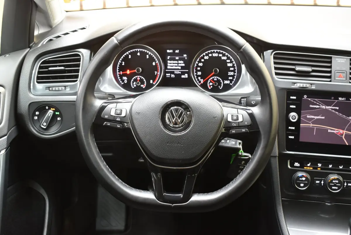 1.0 TSI Comfortline Business CarPlay Navi Clima Cruise 17" 2e eig. Nwe APK