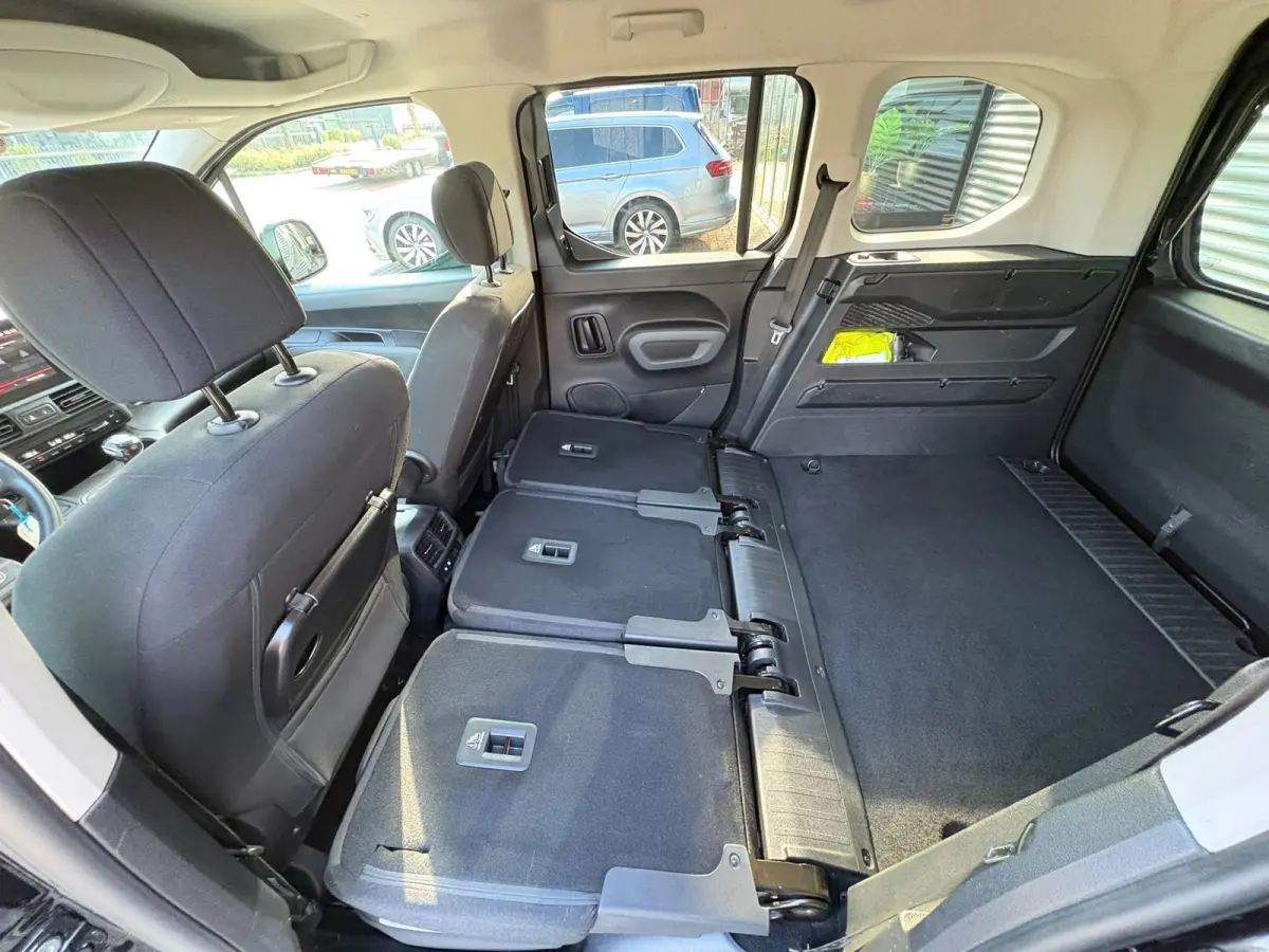 1.2 PureTech Shine TREKHAAK,GARANTIE