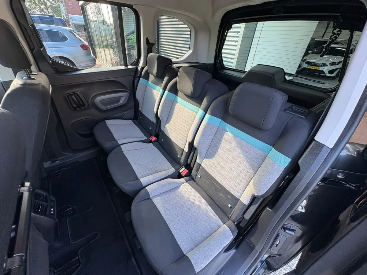 1.2 PureTech Shine TREKHAAK,GARANTIE