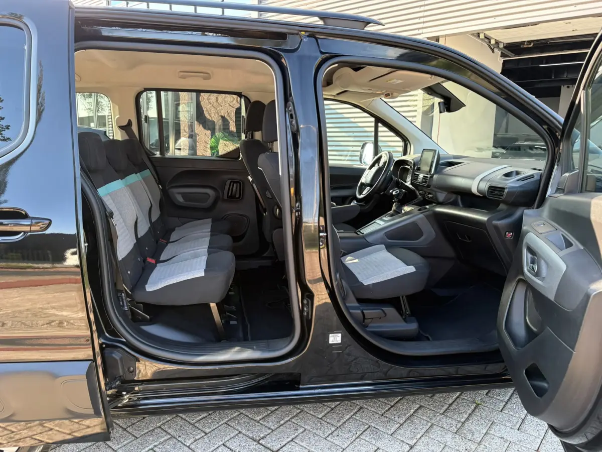 1.2 PureTech Shine TREKHAAK,GARANTIE