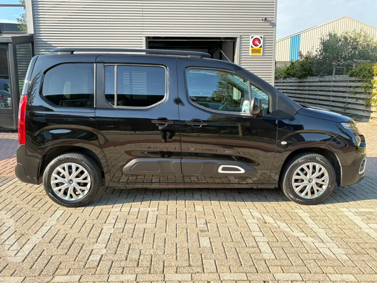 1.2 PureTech Shine TREKHAAK,GARANTIE