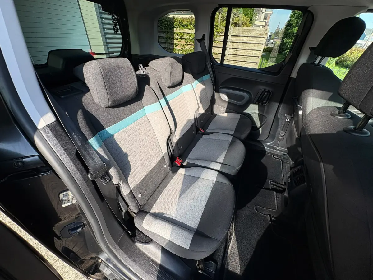 1.2 PureTech Shine TREKHAAK,GARANTIE