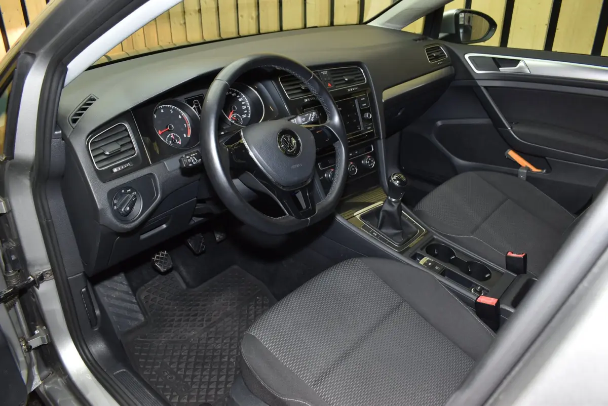 1.0 TSI Trendline 152dkm 2e eig. Airco Cruise Nette, zuinige en ruime auto! Nwe APK