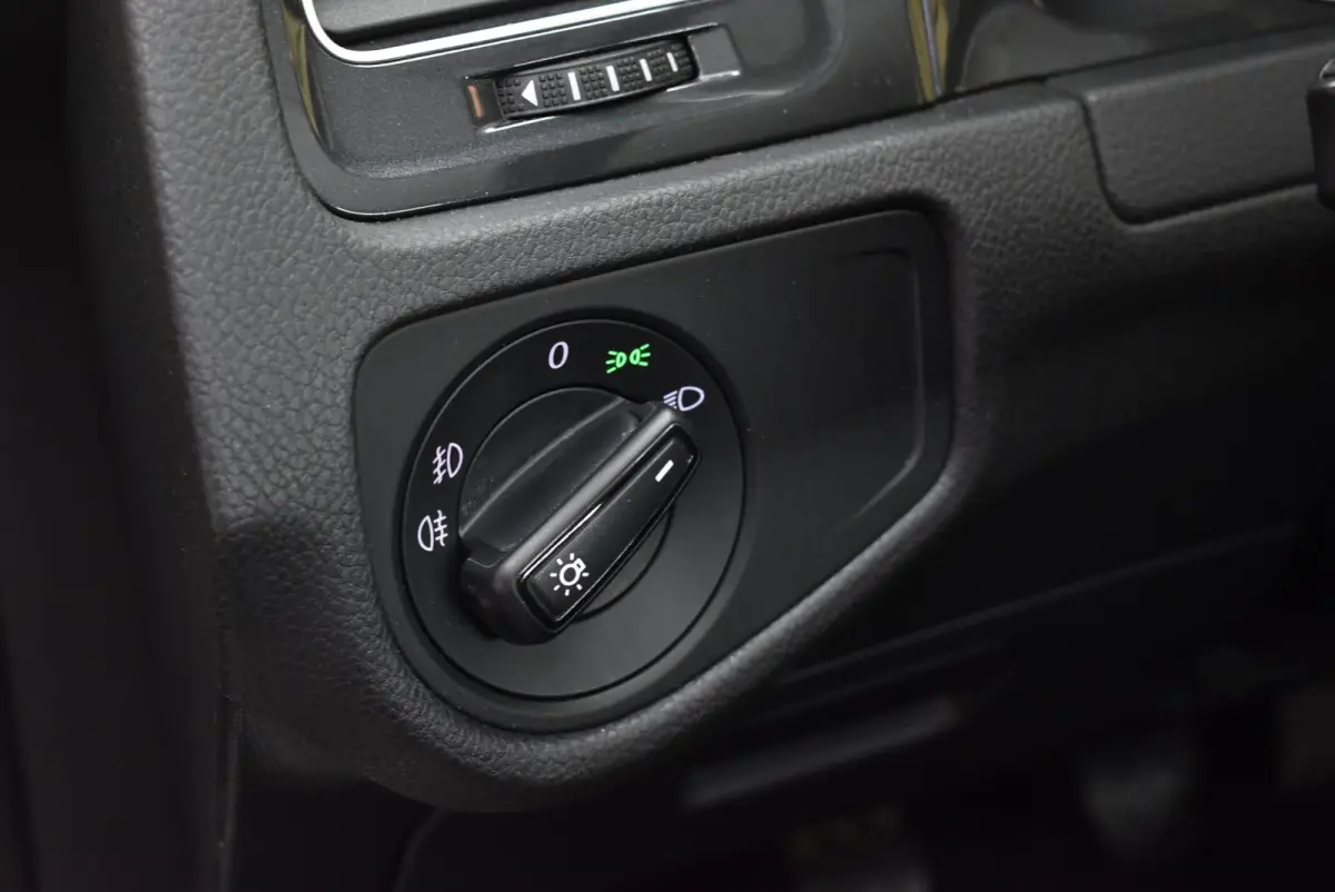 1.0 TSI Trendline 152dkm 2e eig. Airco Cruise Nette, zuinige en ruime auto! Nwe APK