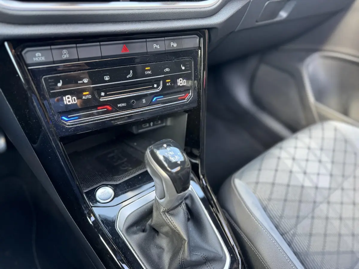 1.5 TSI R-Line Business+ | WORDT VERWACHT | AUTOMAAT | PANORAMADAK | ACHTERUITRIJCAMERA | STANDKACHEL | ELEKTRISCHE KOFFERKLEP | STOELVERWARMING | VIRTUAL COCKPIT PRO | DODEHOEK | ADAPTIVE C