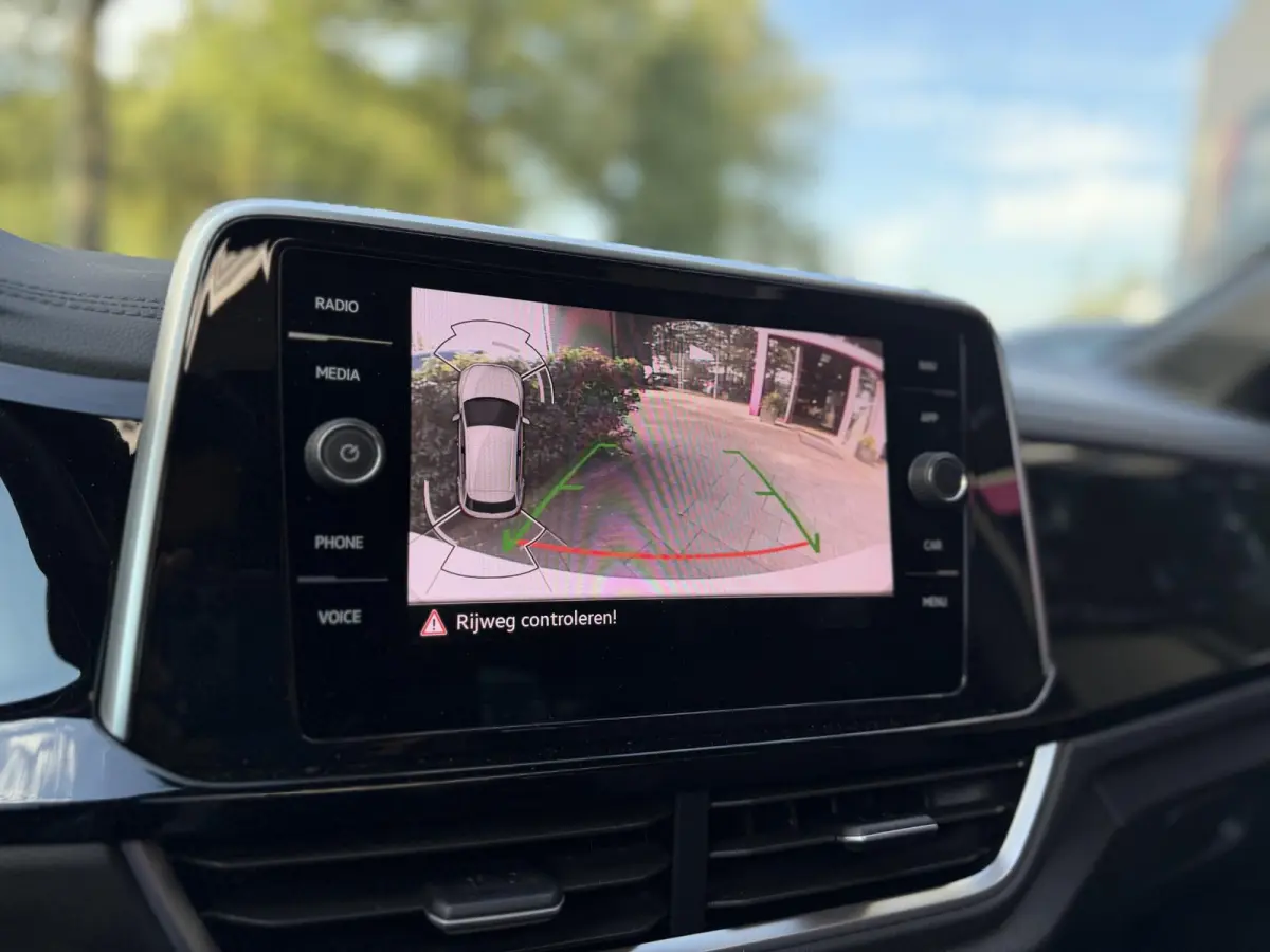 1.5 TSI R-Line Business+ | WORDT VERWACHT | AUTOMAAT | PANORAMADAK | ACHTERUITRIJCAMERA | STANDKACHEL | ELEKTRISCHE KOFFERKLEP | STOELVERWARMING | VIRTUAL COCKPIT PRO | DODEHOEK | ADAPTIVE C