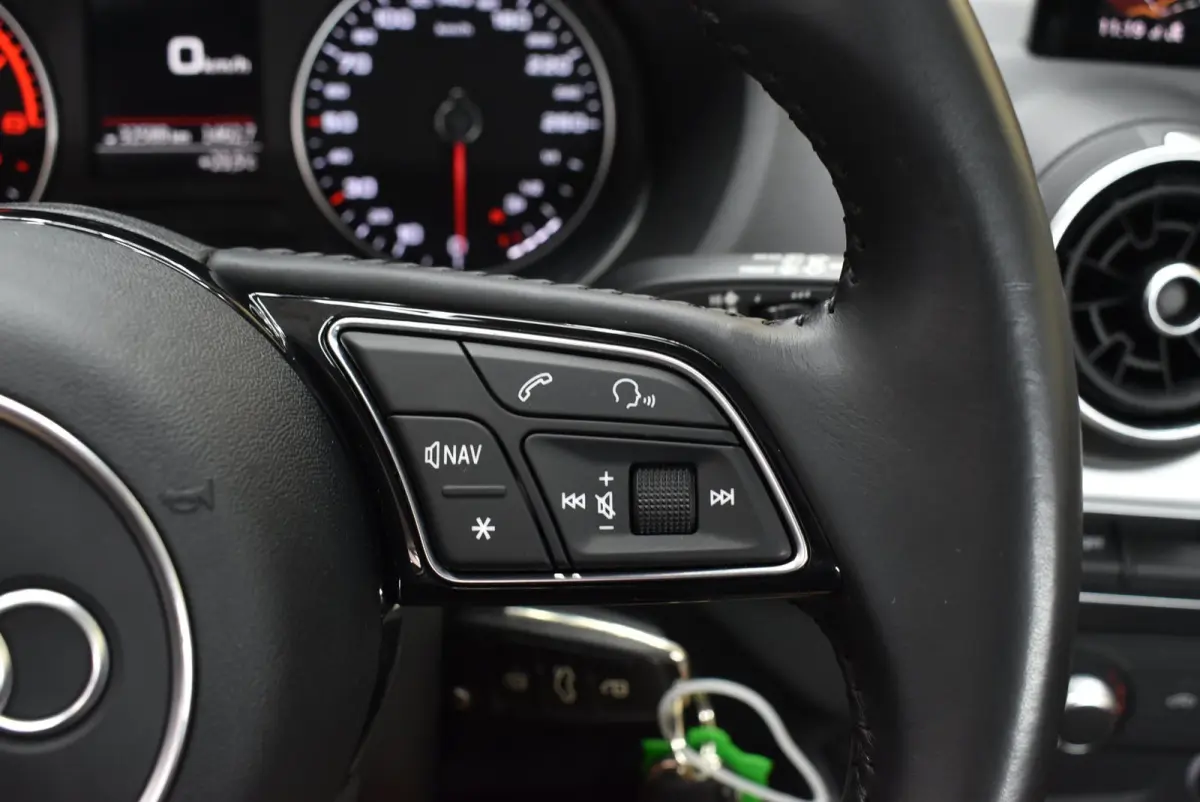 1.4 TFSI CoD Sport 110kW 32dkm NAP Navi Cruise PDC NL-auto Nwe APK
