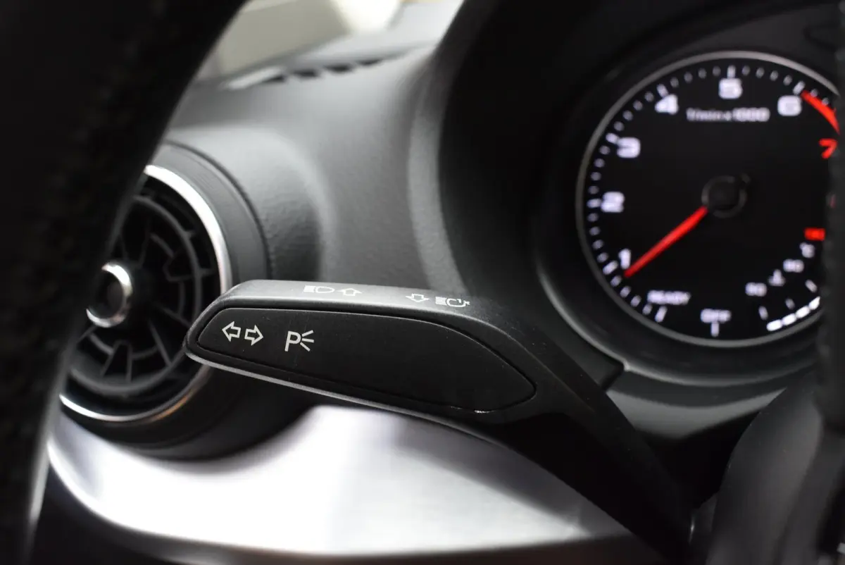 1.4 TFSI CoD Sport 110kW 32dkm NAP Navi Cruise PDC NL-auto Nwe APK