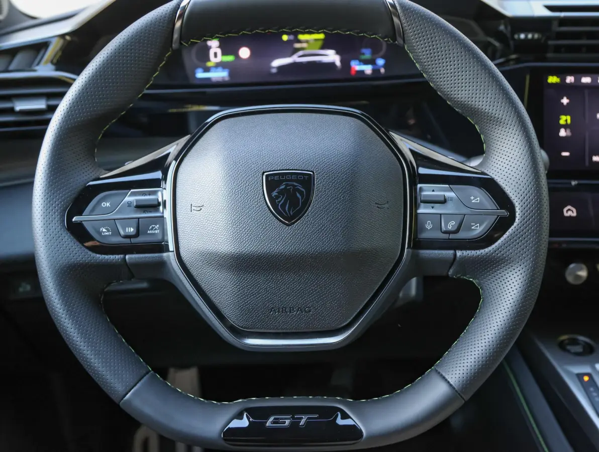 GT 58 kWh 156pk | ACCU 98% | Navigatie | AGR Stoel met Alcantara | Stoel- en stuurverwarming