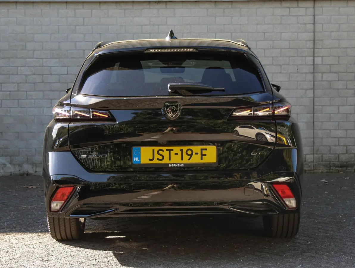 GT 58 kWh 156pk | ACCU 98% | Navigatie | AGR Stoel met Alcantara | Stoel- en stuurverwarming