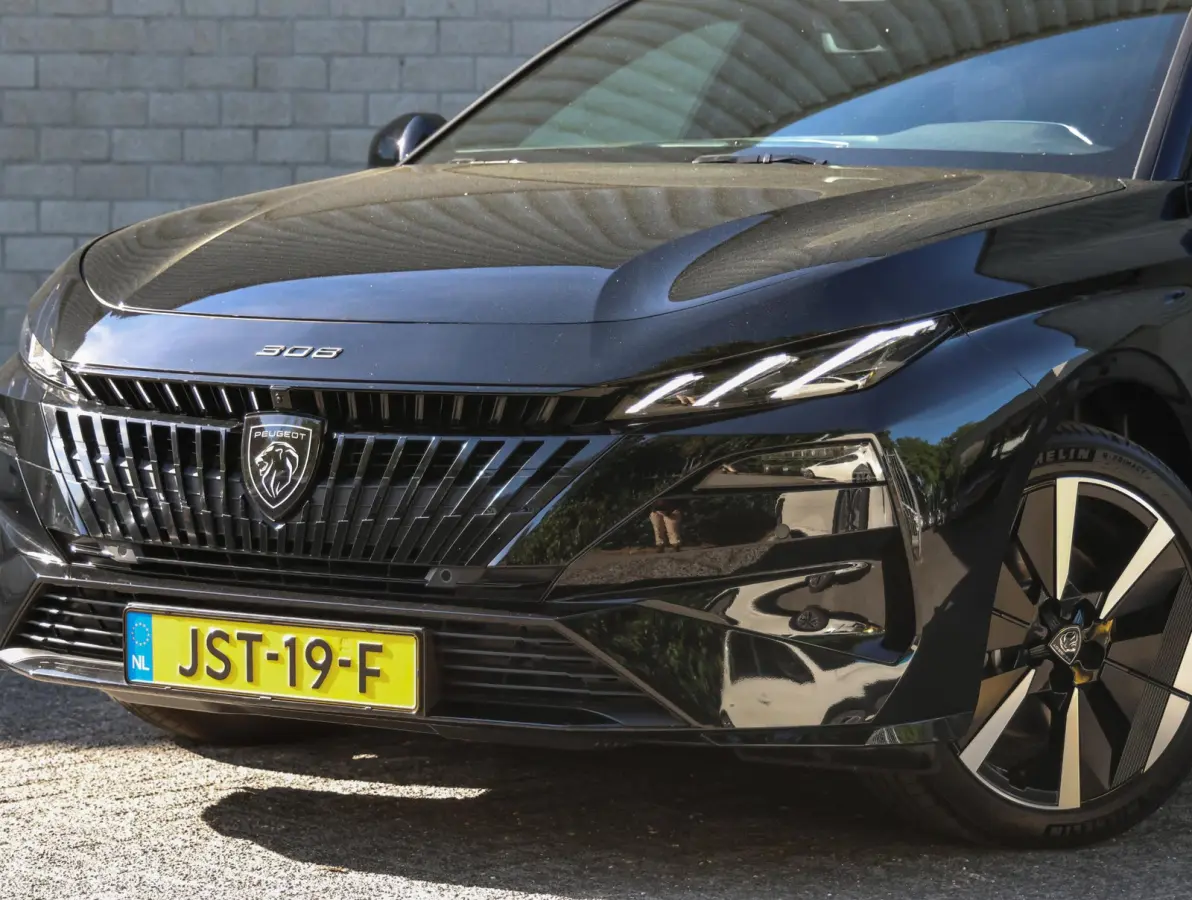 GT 58 kWh 156pk | ACCU 98% | Navigatie | AGR Stoel met Alcantara | Stoel- en stuurverwarming