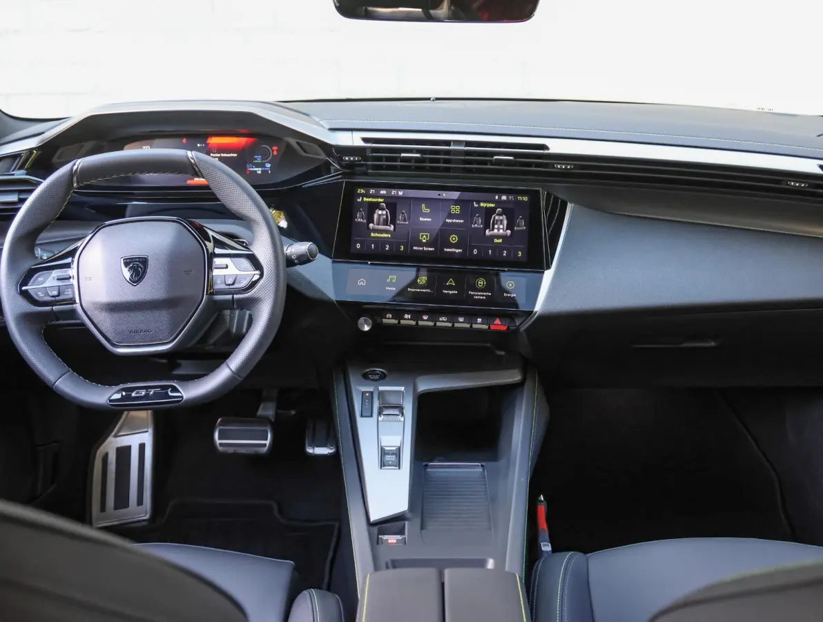 GT 58 kWh 156pk | ACCU 98% | Navigatie | AGR Stoel met Alcantara | Stoel- en stuurverwarming