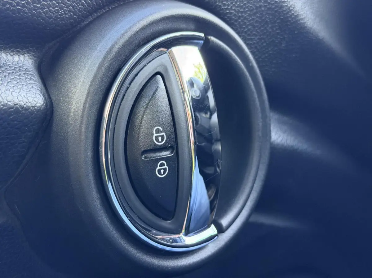 1.5 One | Airco | Navigatie | 5DRS | PDC | Dealer Onderhouden