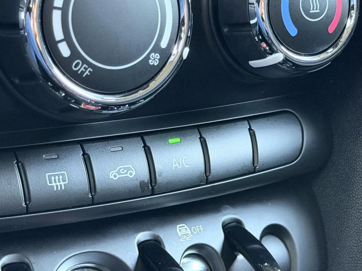 1.5 One | Airco | Navigatie | 5DRS | PDC | Dealer Onderhouden