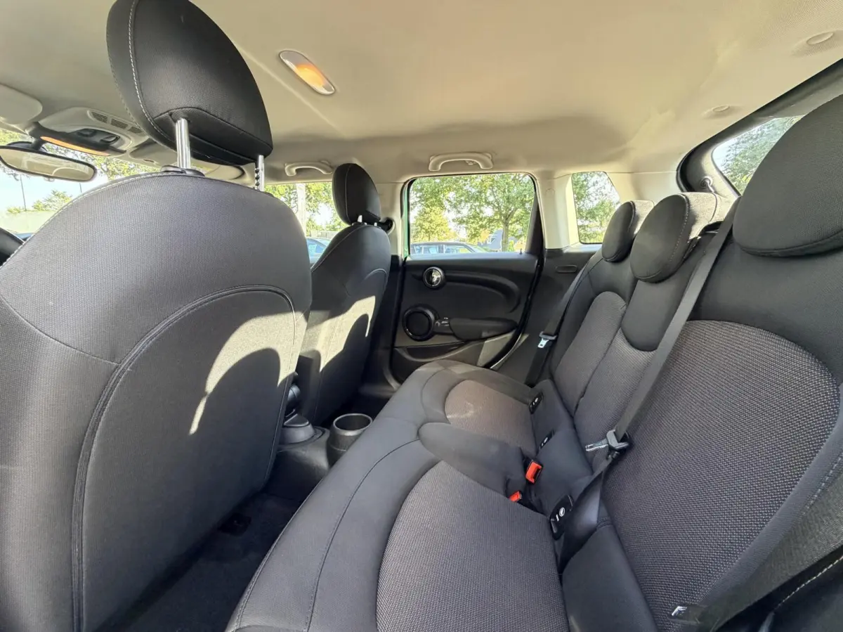 1.5 One | Airco | Navigatie | 5DRS | PDC | Dealer Onderhouden