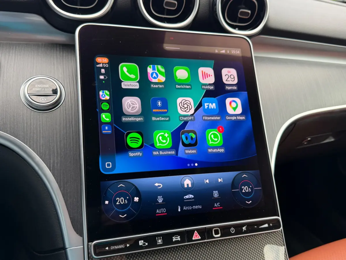 200 Luxury Line, 1e eigenaar, NAP, CarPlay, Leder, DISTRONIC, 18 inch