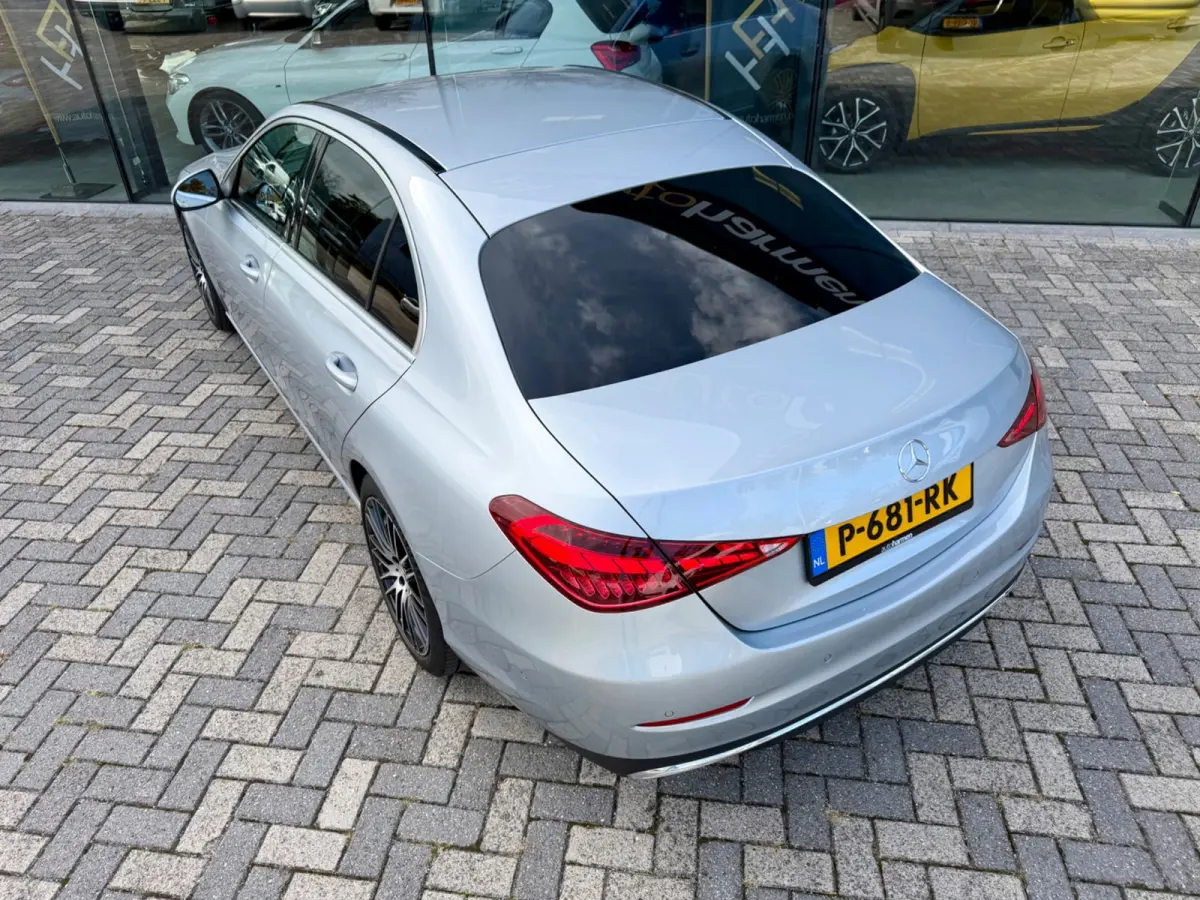200 Luxury Line, 1e eigenaar, NAP, CarPlay, Leder, DISTRONIC, 18 inch