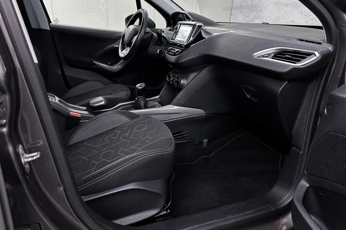 1.2 PureTech Blue Lion | Trekhaak | Navigatie | Airco | Cruise control