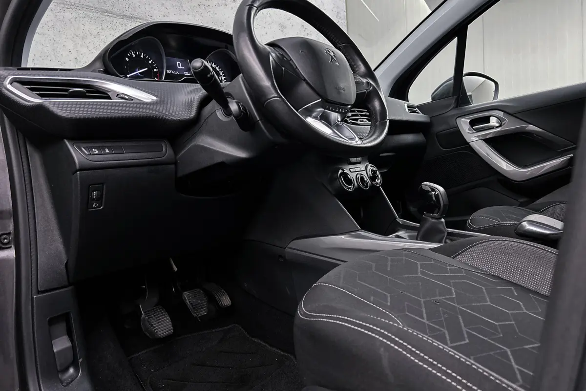 1.2 PureTech Blue Lion | Trekhaak | Navigatie | Airco | Cruise control