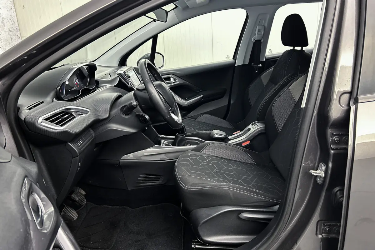 1.2 PureTech Blue Lion | Trekhaak | Navigatie | Airco | Cruise control