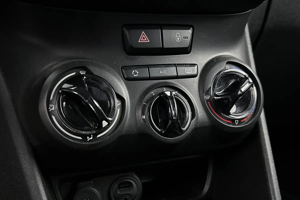 1.2 PureTech Blue Lion | Trekhaak | Navigatie | Airco | Cruise control