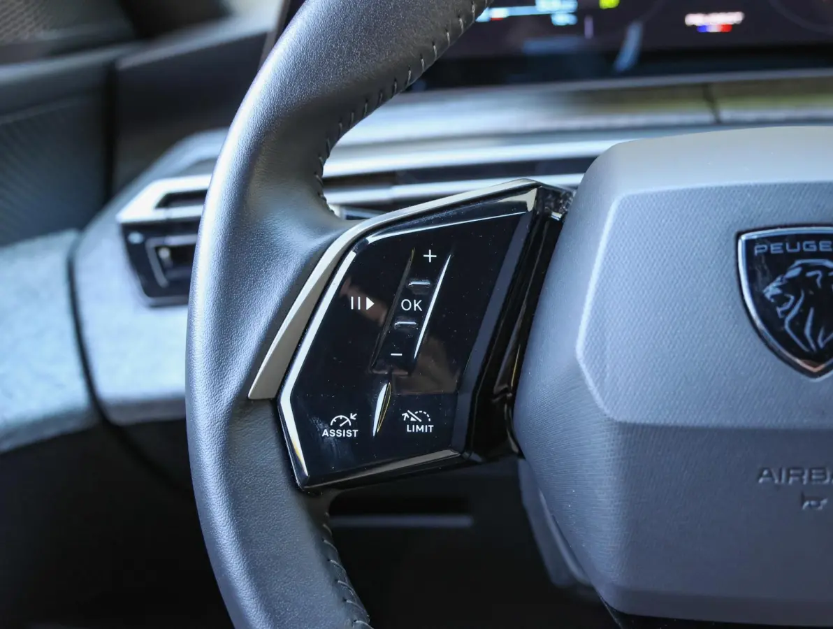 Allure Avantage 73 kWh 210pk | Adaptive Cruise Control | Camera | Navigatie