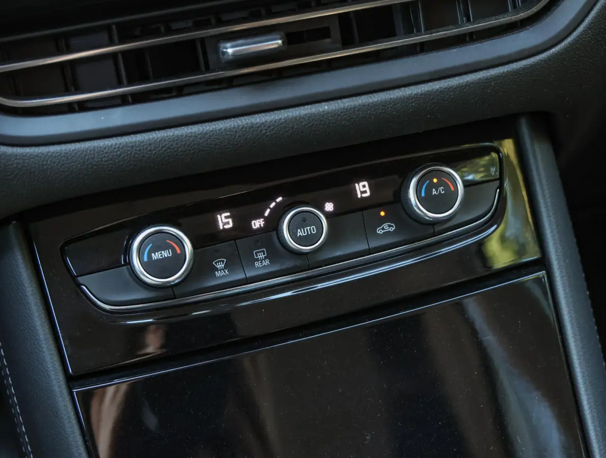 1.6 225pk Hybrid GS Line | ACCU 93% | Navigatie | Adaptive Cruise Control | Camera | Stuurverwarming